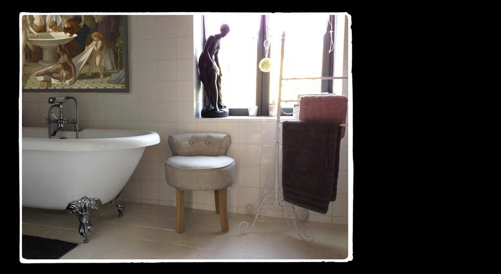 Saint-Germain-de-Livet Manoir De Livet Bed & Breakfast 部屋 写真