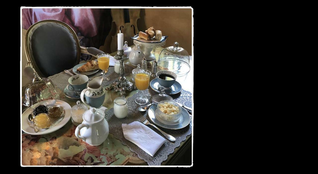 Saint-Germain-de-Livet Manoir De Livet Bed & Breakfast エクステリア 写真